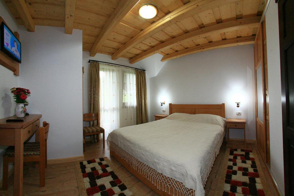 Pensiunea Casa Elvira Vámfalu Szoba fotó