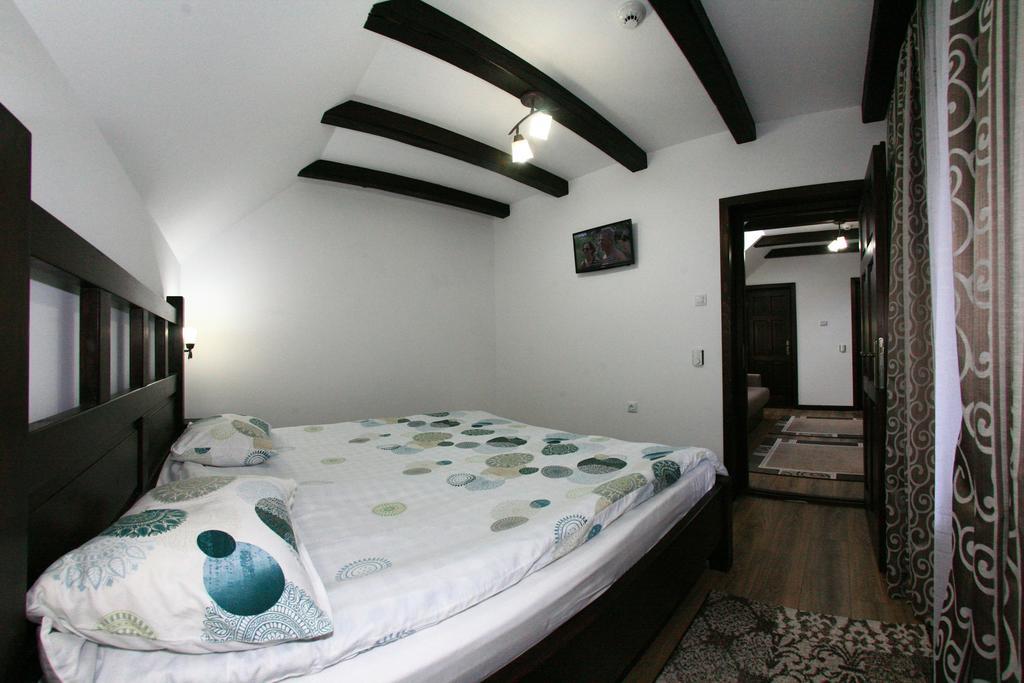 Pensiunea Casa Elvira Vámfalu Szoba fotó